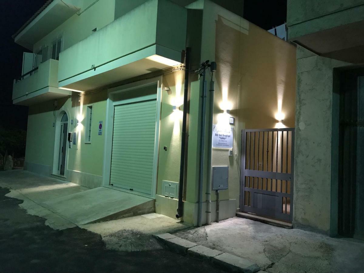 Il Giardino Nascosto Bed & Breakfast Portopalo Di Capo Passero Exterior foto