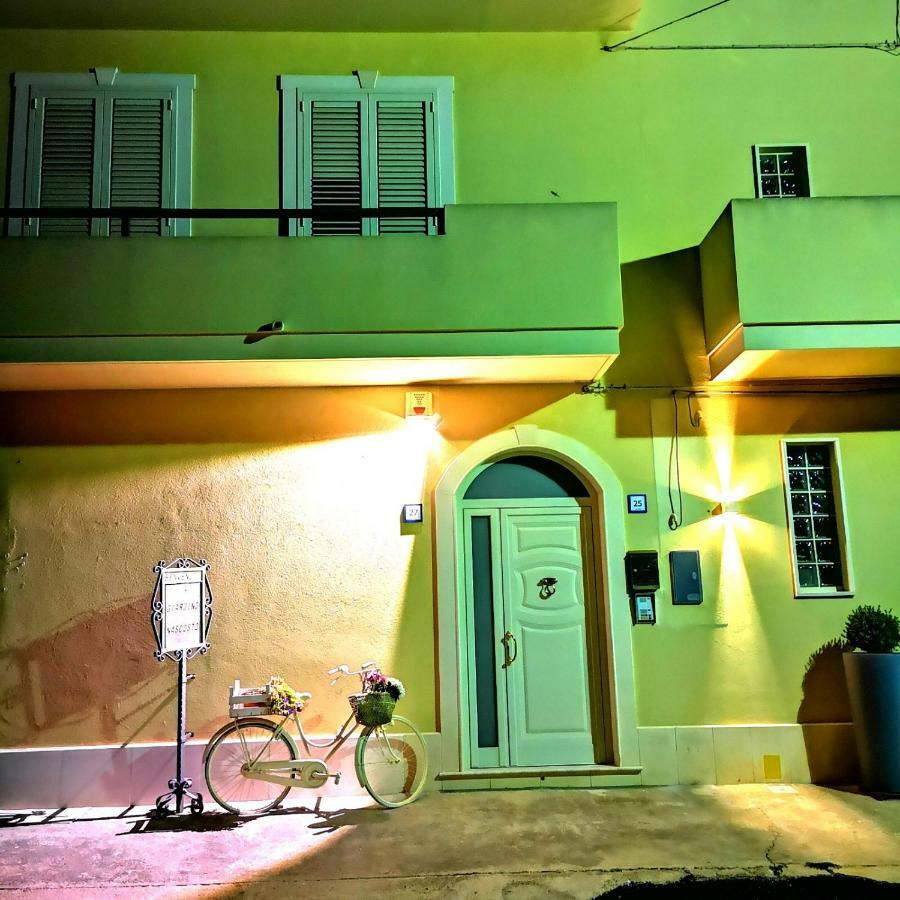 Il Giardino Nascosto Bed & Breakfast Portopalo Di Capo Passero Exterior foto